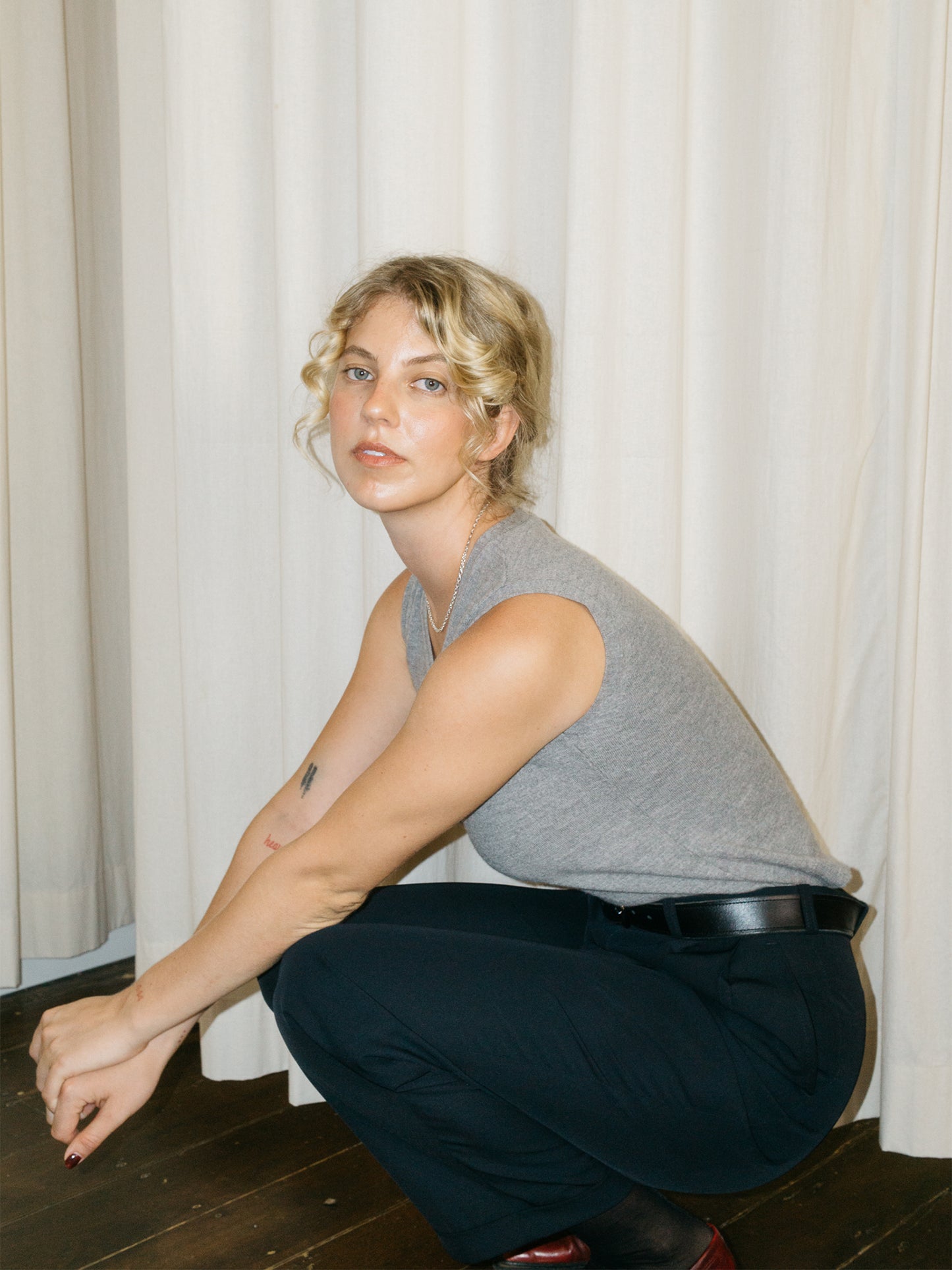 Straight Cut Pleated Pant Navy 28"