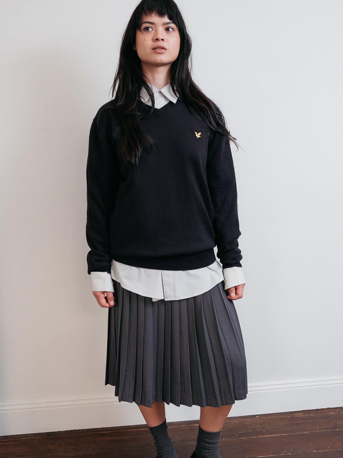 Cotton V-Neck Sweater Black M-L